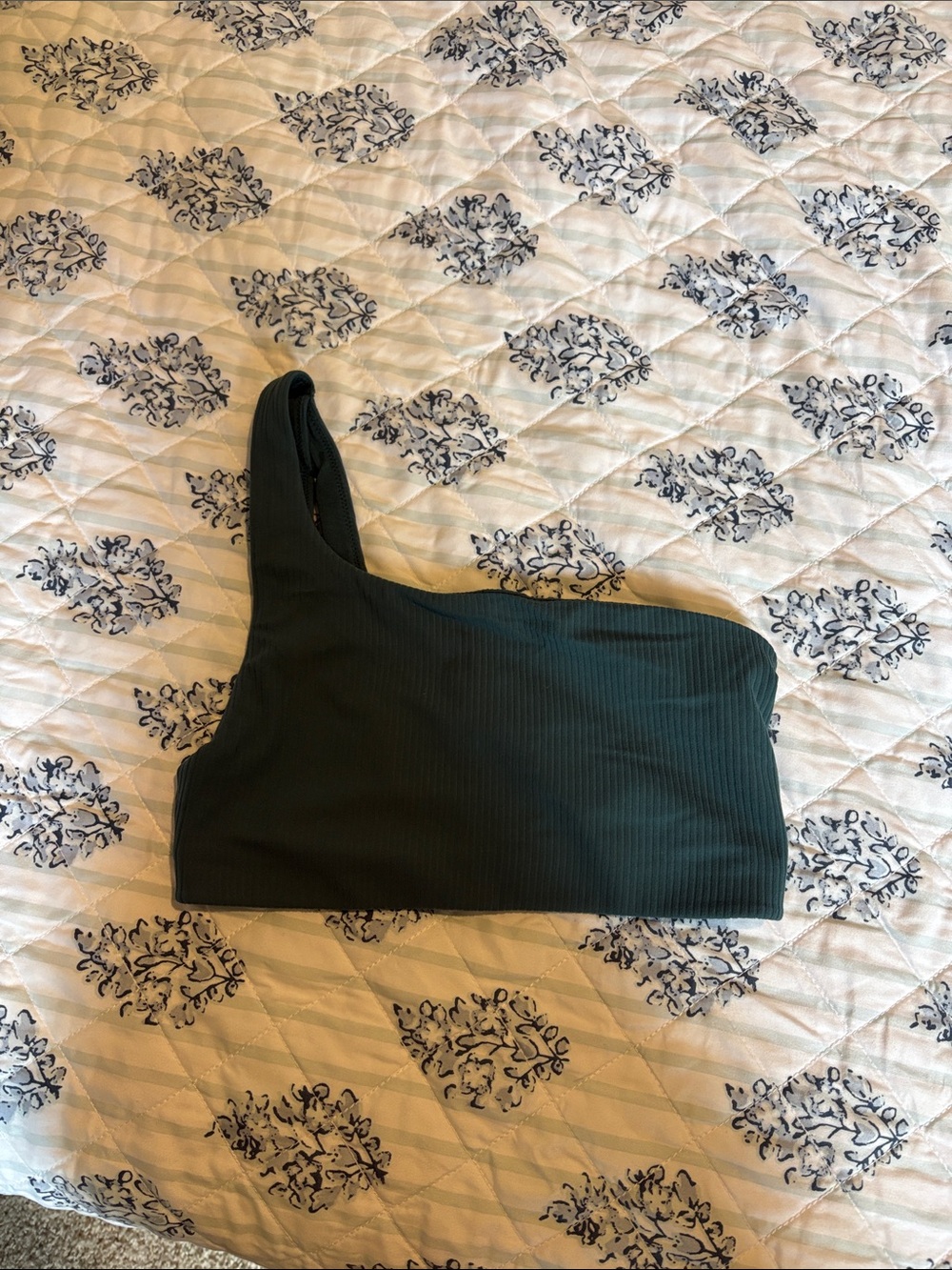 Lululemon One-Shoulder Ribbed Crop Top in Deep Green